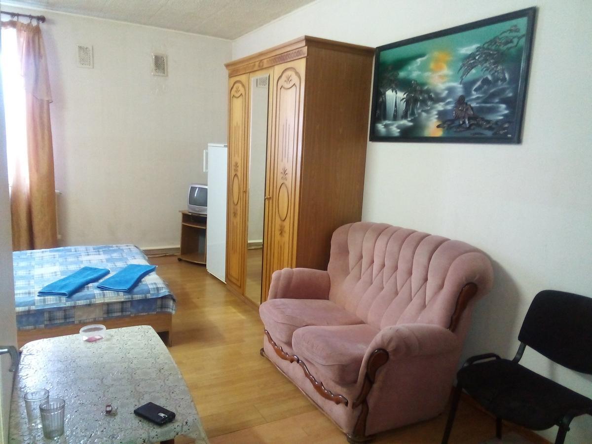 Kadm Motel Minsk Exterior photo